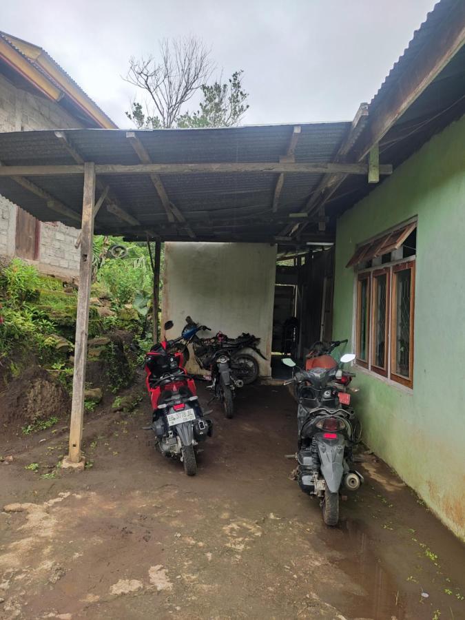 Lawi Luja Guest House Kelimutu Exterior photo